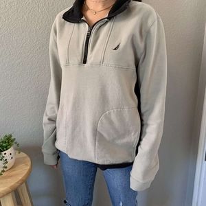 Half zip sweatshirt